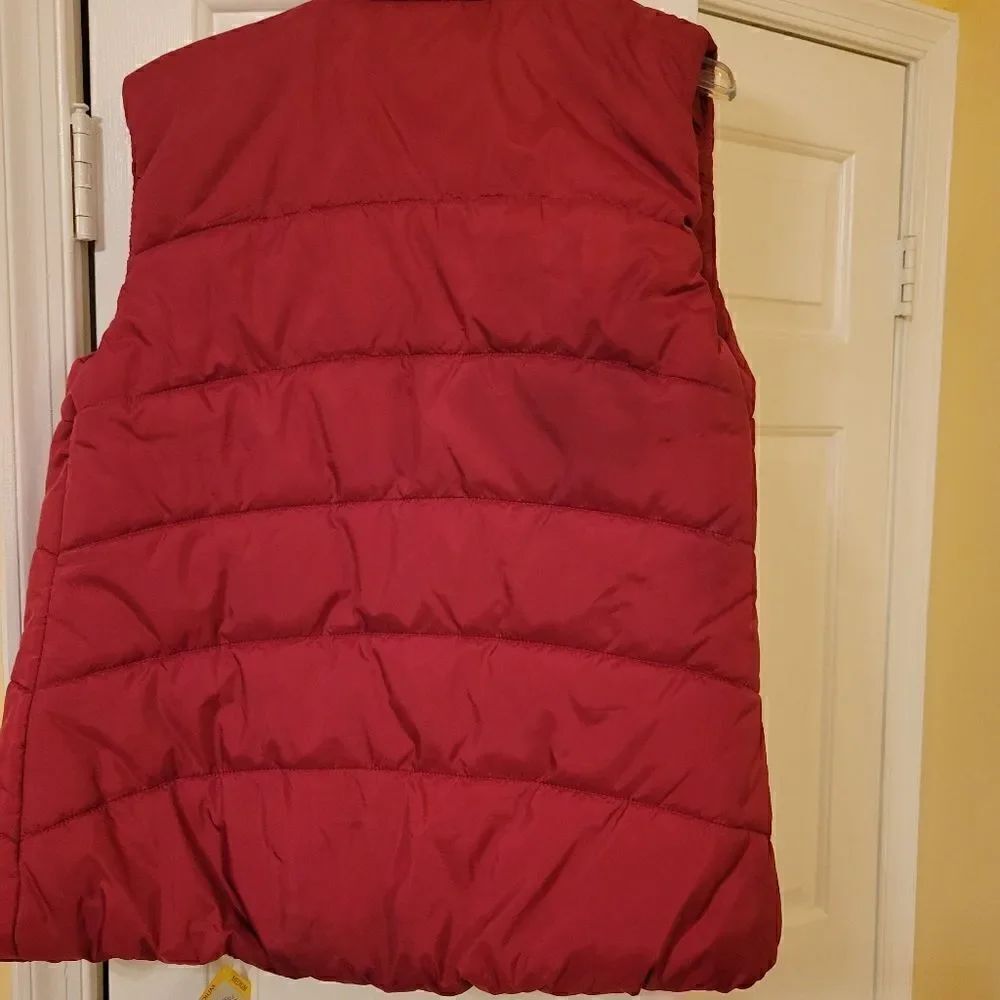 Vest   - Picture 3 of 5
